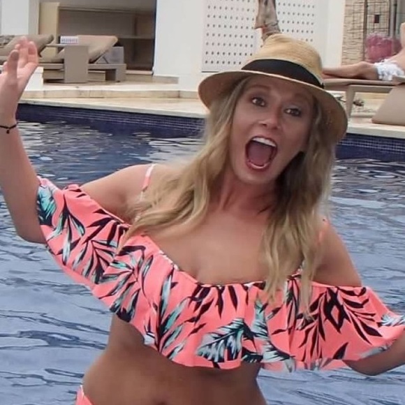 Meet your Posher, Krystal - Picture 12 of 13